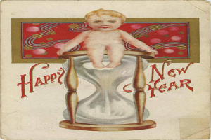 Eine altmodische Postkarte mit einem Baby in einem weißen Kleid, das auf einer Sanduhr sitzt, mit 'Frohes neues Jahr' in einer dekorativen Schrift.